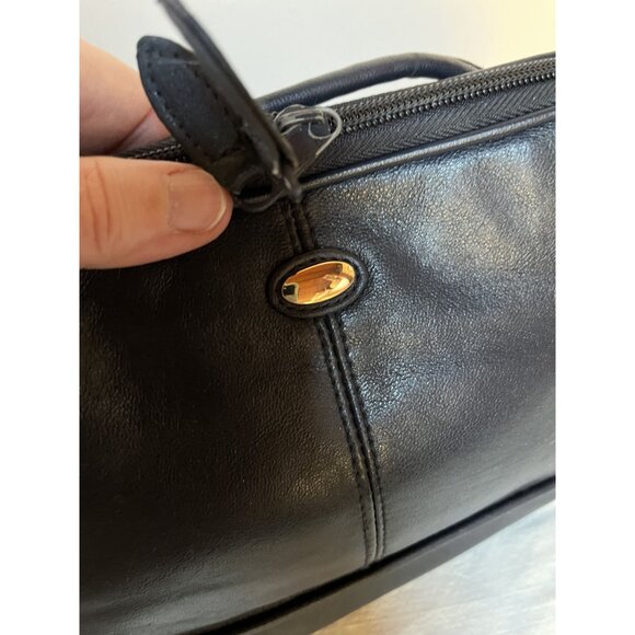 Vintage 90s CB Collections Deep Navy Blue Leather Crossbody Bag - Picture 4 of 12